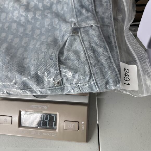 Vineyard Vines Saylor Light Wash All Over Whale Logo Skinny Jeans Big Girls 14 - Picture 8 of 9